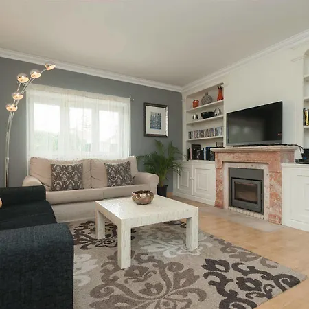 Dolce Bed & Breakfast Cascais